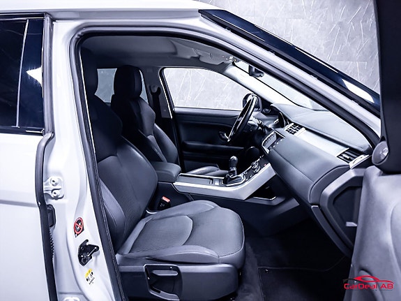 Land Rover Range Rover Evoque 10 of 25