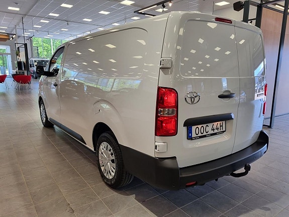 Toyota Proace 2 of 5