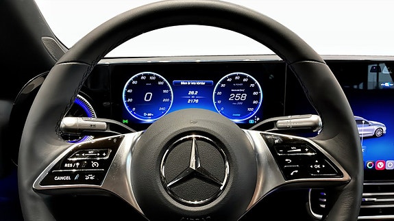 Mercedes-Benz CLA200 22 of 26