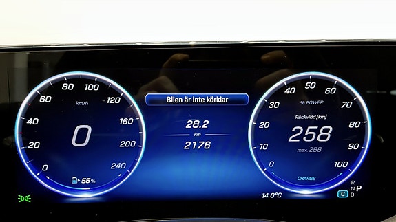 Mercedes-Benz CLA200 23 of 26