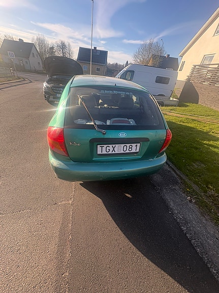 Kia Rio 6 of 6