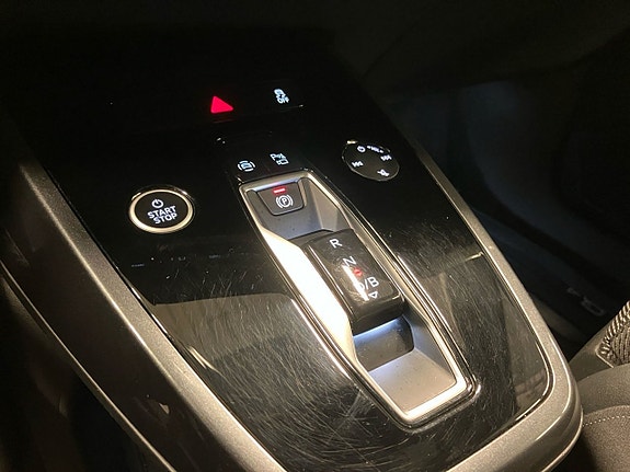 Audi Q4 e-tron 25 of 26