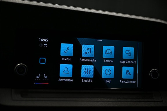 Volkswagen Caddy 22 of 30