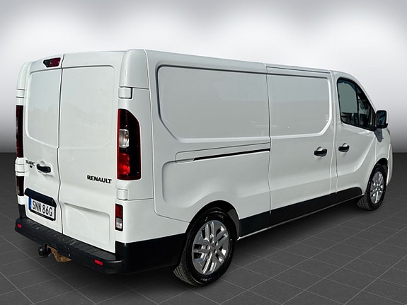 Renault Trafic 7 of 14