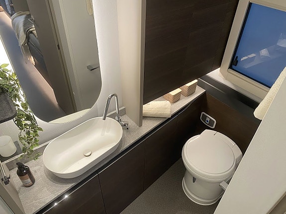 Adria ALPINA 613 UT 21 of 30