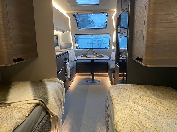 Adria ALPINA 613 UT 26 of 30