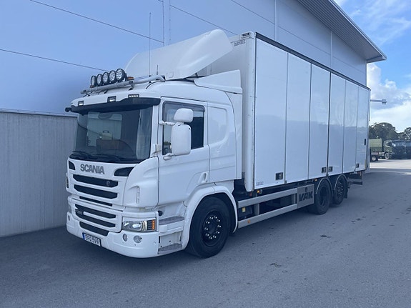 Scania P 320 Skåp m öppningbar sida 6x2*4