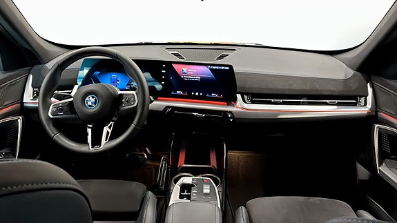 BMW X1 4 of 9