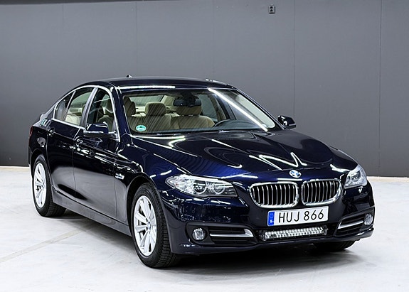 BMW 520d 4 of 5