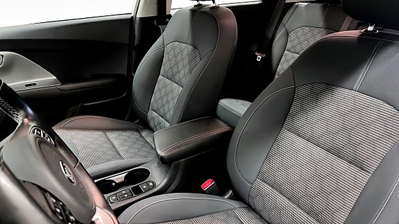 Kia Niro 8 of 21