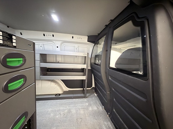 Volkswagen Caddy 12 of 29
