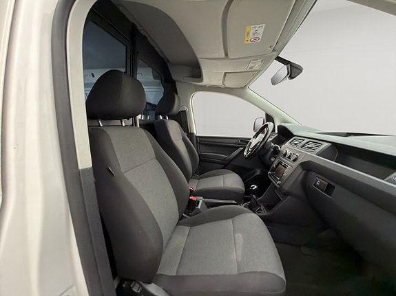 Volkswagen Caddy 24 of 29