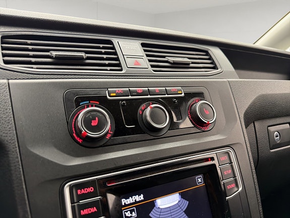 Volkswagen Caddy 21 of 29