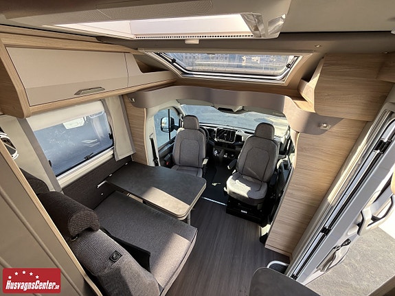 Knaus VAN TI PLUS PLATINUM SELECTION 650 MEG 6 of 14