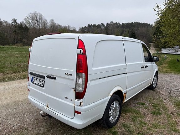 Mercedes-Benz Vito 113 2 of 20
