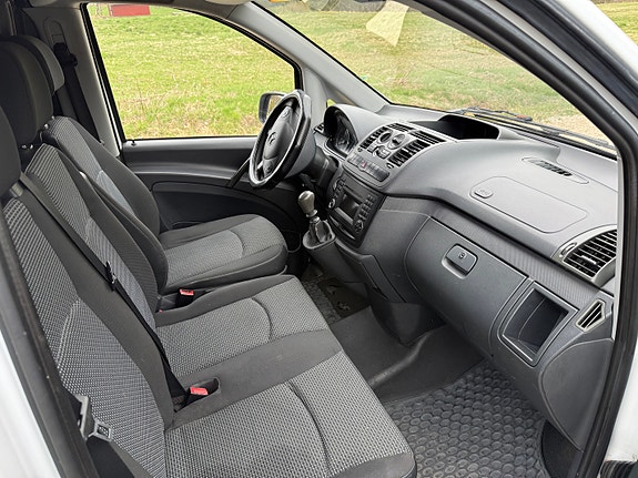 Mercedes-Benz Vito 113 13 of 20
