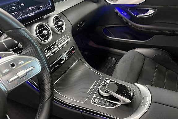 Mercedes-Benz C300 9 of 15