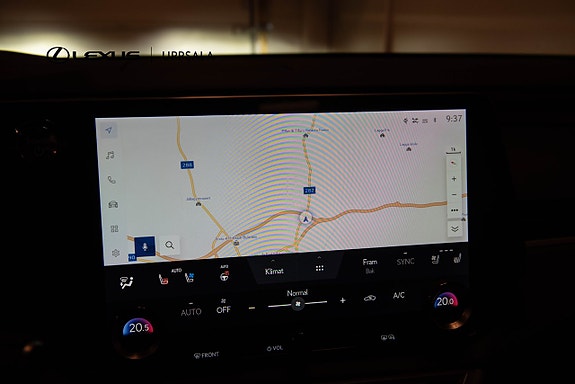 Lexus RX450h+ 20 of 24