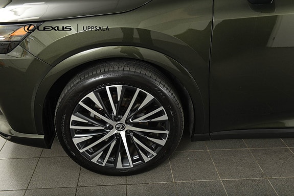 Lexus RX450h+ 24 of 24