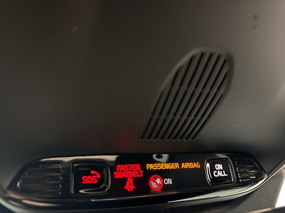 Volvo XC60 17 of 30