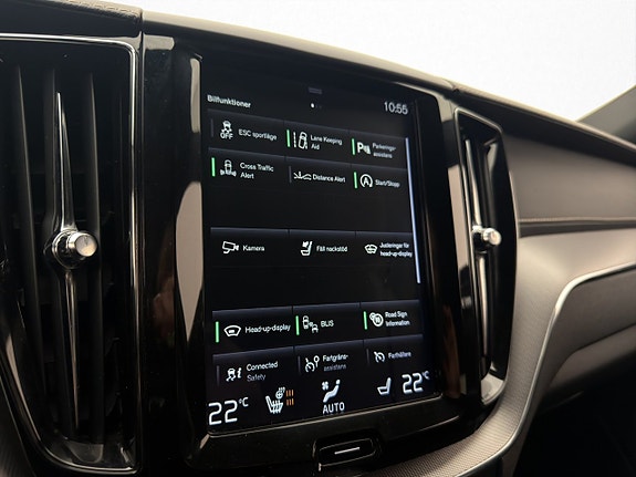Volvo XC60 24 of 30