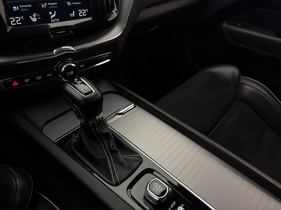 Volvo XC60 28 of 30