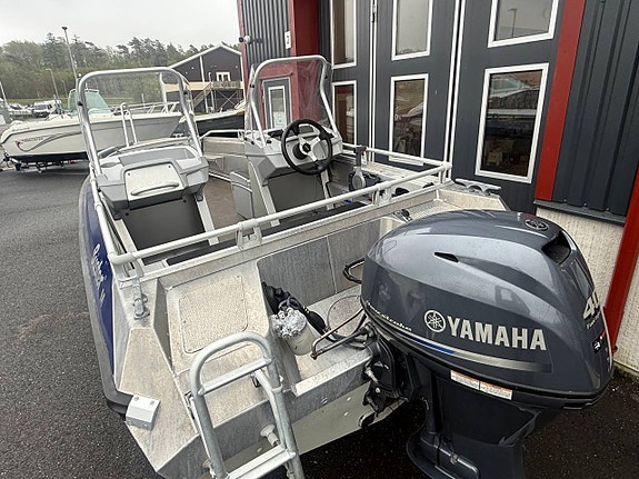 Buster M2 med Yamaha 40hk 2014 6 of 9