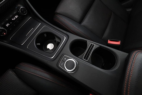 Mercedes-Benz A220 25 of 30