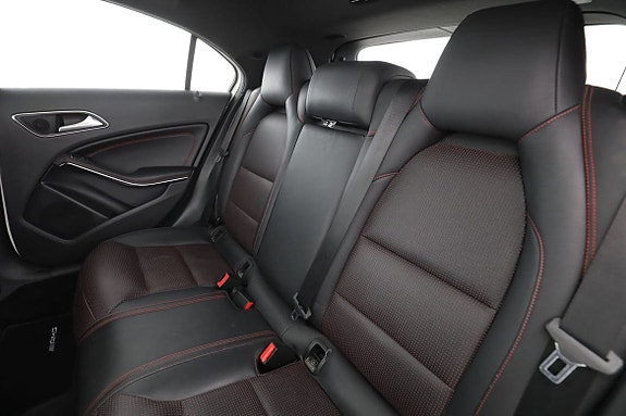 Mercedes-Benz A220 15 of 30