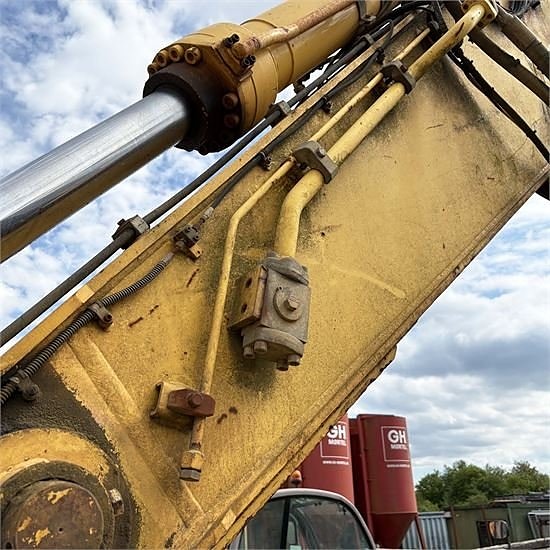 New Holland E485 - 51 ton 26 of 30