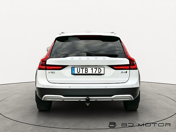 Volvo V90 Cross Country 5 of 5