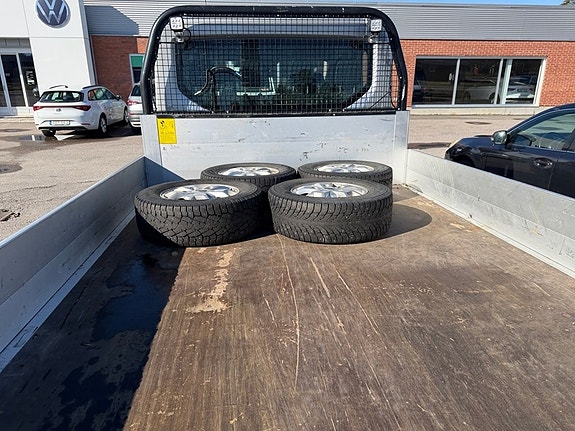 Ford Transit 8 of 9