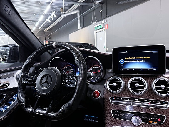 Mercedes-Benz C63 11 of 20