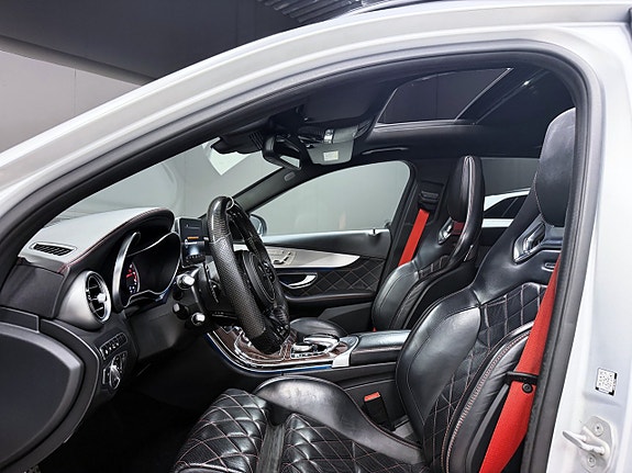 Mercedes-Benz C63 3 of 20