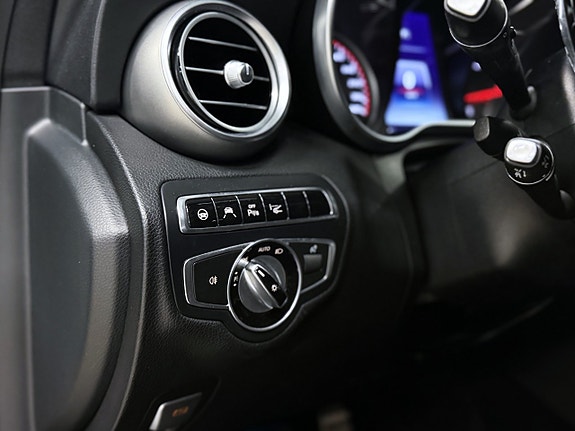 Mercedes-Benz C63 16 of 20