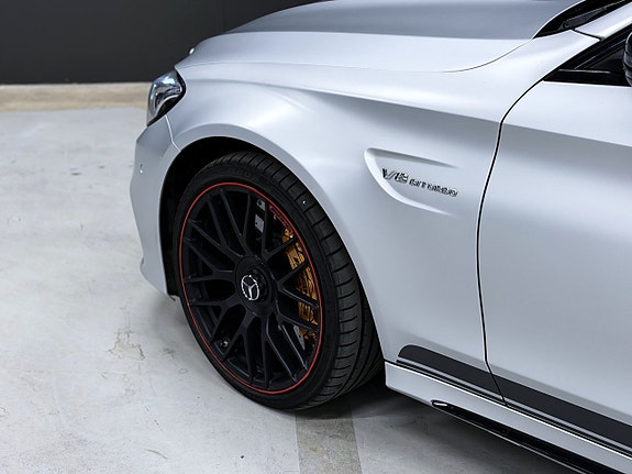 Mercedes-Benz C63 19 of 20