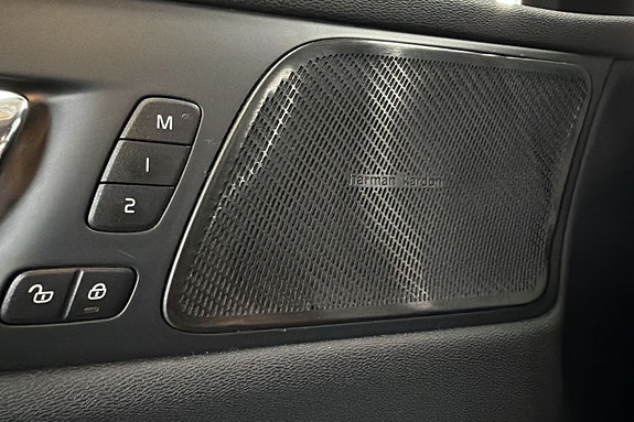 Volvo V60 25 of 30