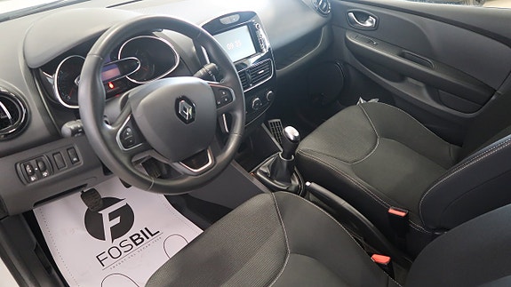 Renault Clio 9 of 19
