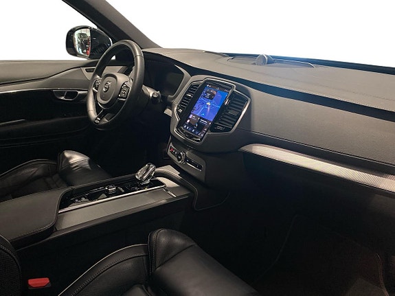 Volvo XC90 4 of 18