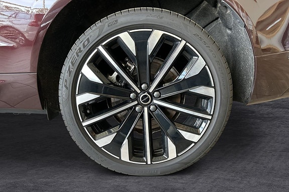 Volvo XC60 4 of 5