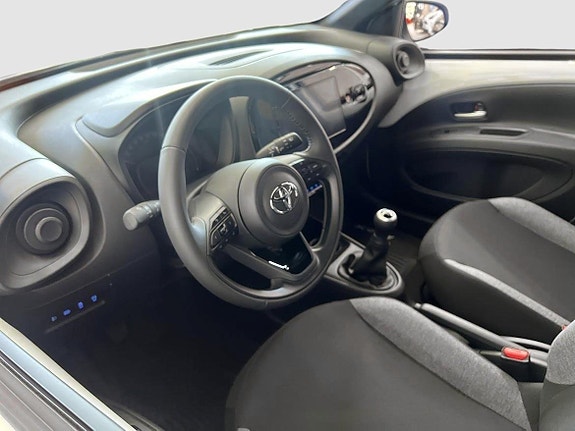 Toyota Aygo X 8 of 13