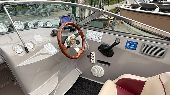 Örnvik 620 Sport MerCruiser 4,3 MPI - 2006 sänkt pris 4 of 5