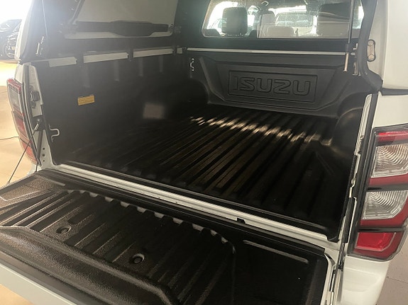 Isuzu D-max 14 of 14