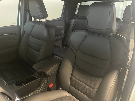 Isuzu D-max 10 of 14