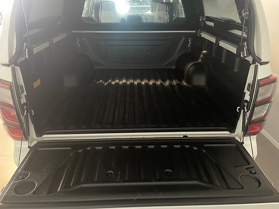 Isuzu D-max 13 of 14