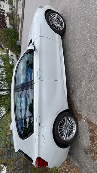 BMW 120d 4 of 5