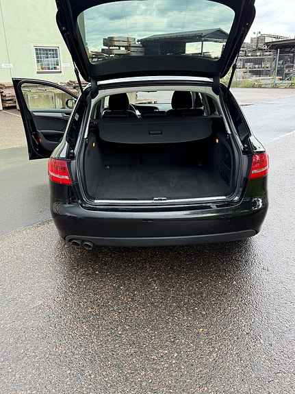 Audi A4 5 of 5