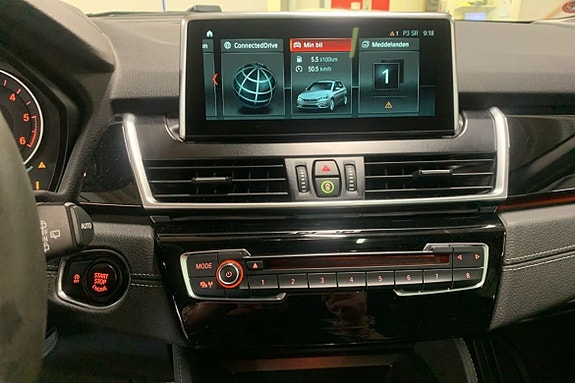 BMW 218d 10 of 14