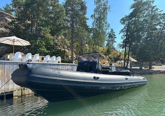 Brig Navigator 700 Evinrude