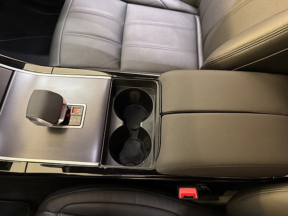 Land Rover Range Rover Evoque 14 of 22